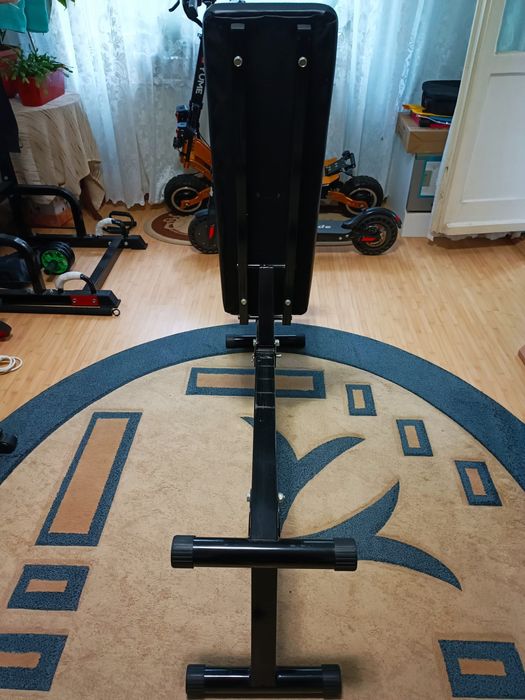 Vând banca fitness