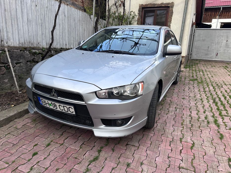 Mitsubishi Lancer