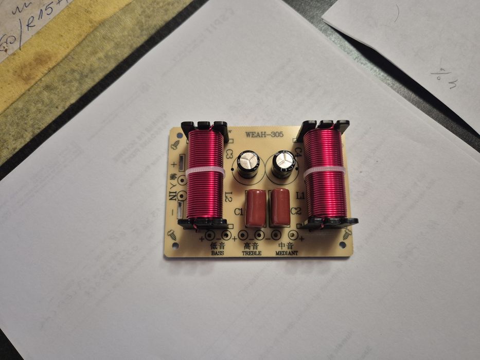 Vând filtre boxe 3 căi