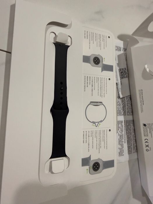 Apple watch S10 42mm Jet Black M/L GPS