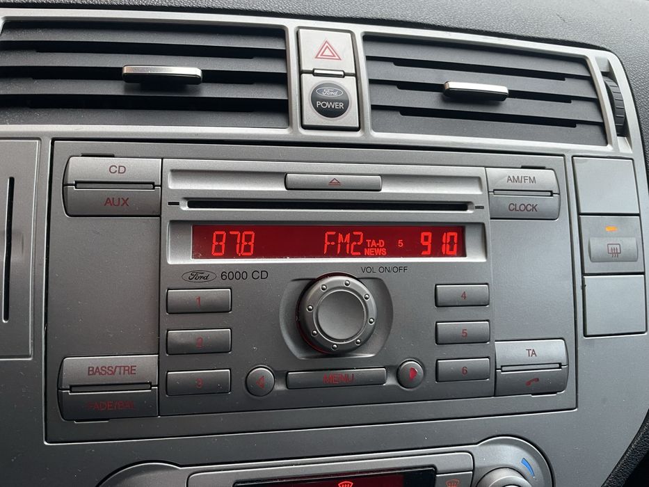 Радио за Ford kuga
