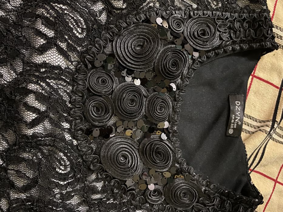 Продаю платье(выше колен)