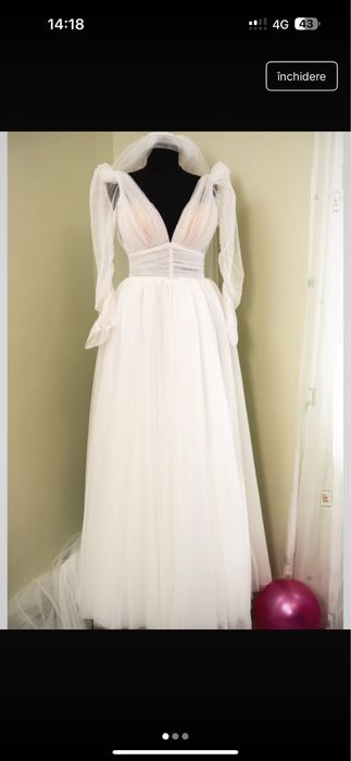Vand rochie de mireasa SUPERBA