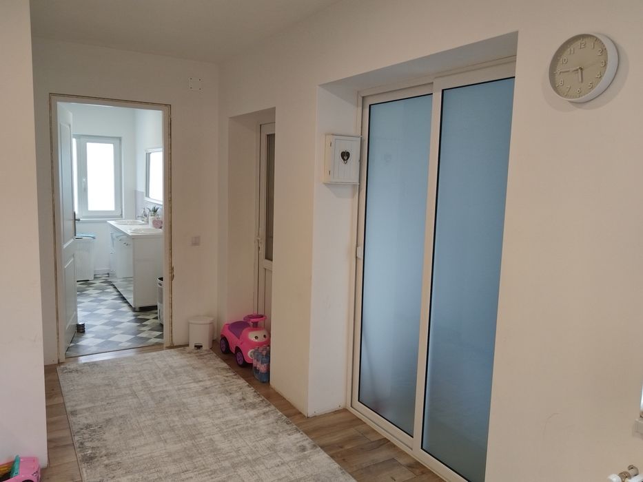 Casa la cheie in Mihaiesti com. Dobra