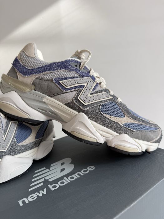 New Balance 9060  marimea 42 noi, originali