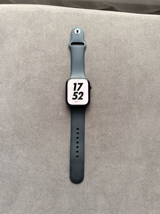 Срочно продается Apple watch series 9
