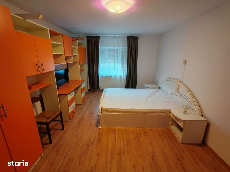 Ofer spre închiriere, pe termelung, apartament 2 camere, etaj 1n
