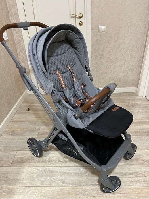 Продам коляску прогулочную