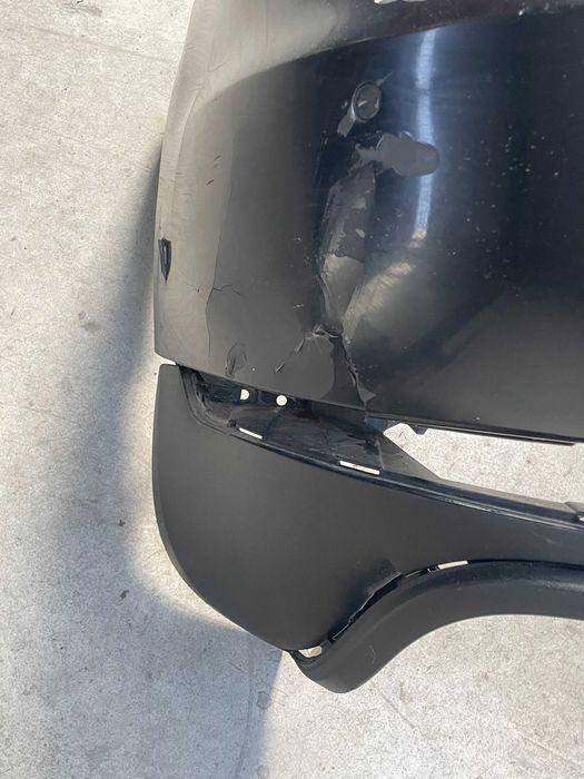 Bara spate cu defect Porsche Macan 95B