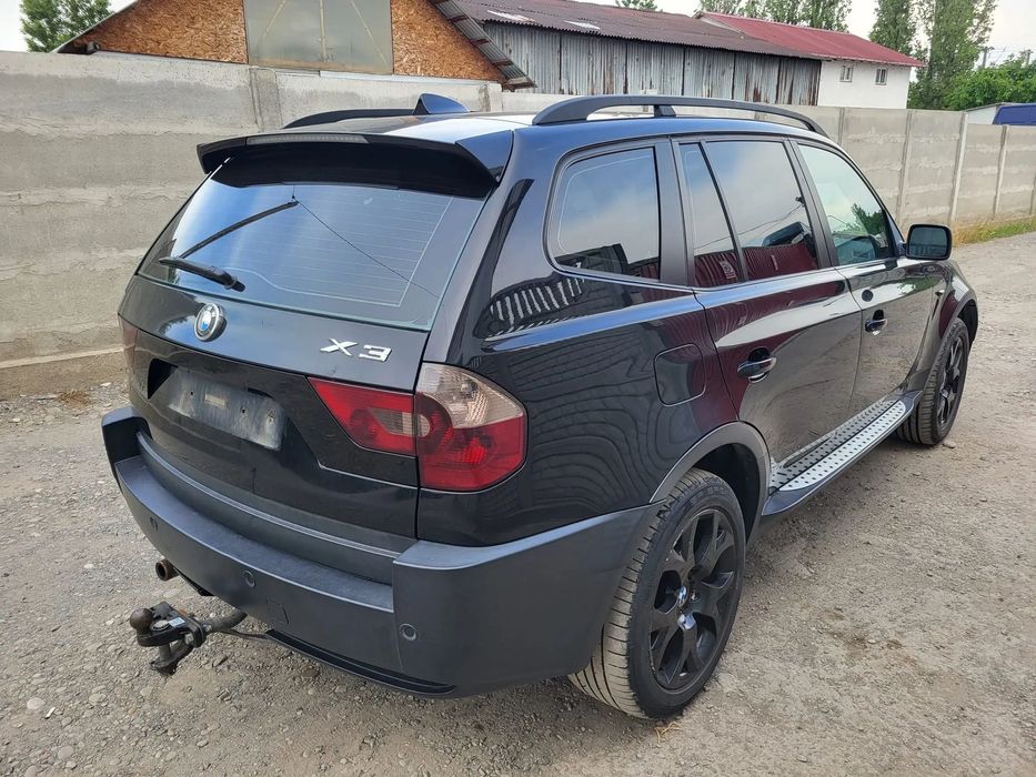 Usa fata stanga/Usa spate stanga/Usa spate dreapta/Usa spate stanga / Haion/Bara spate BMW X3 E83 AN 2006
