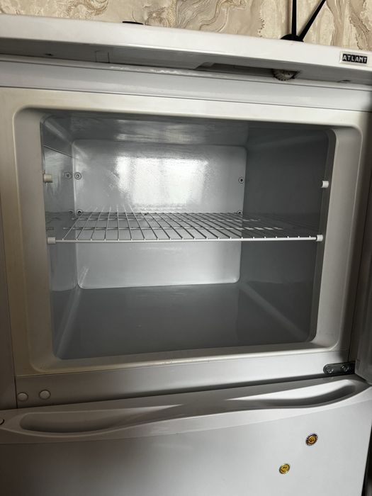 Холодильник продам