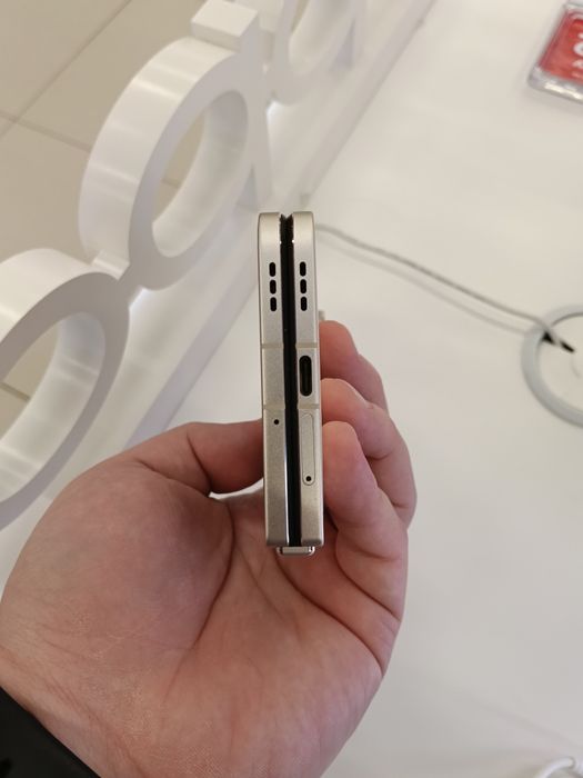 Продам Смартфон книжка складной Oppo Find N3(12/512) Gold с  AI