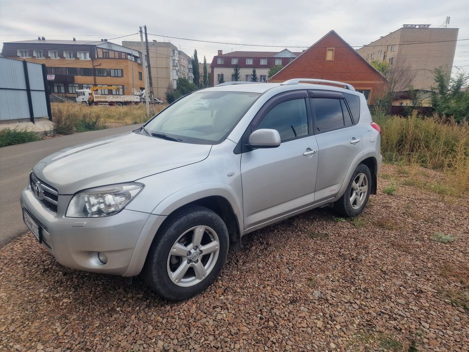 Продам Toyota Rav 4 2008
