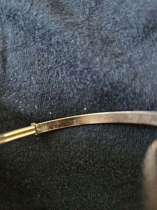 Se oferă spre vânzare diferite casuri