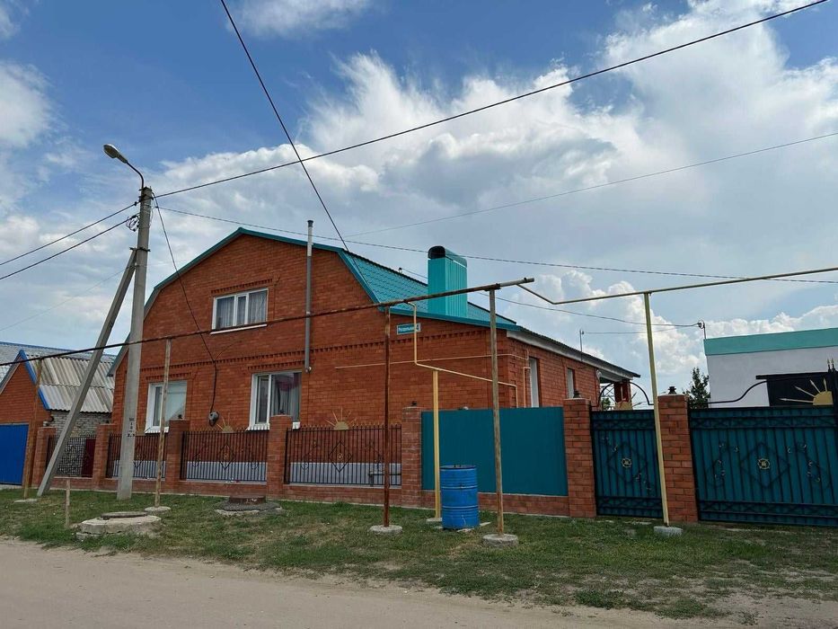 Продам дом на плазе
