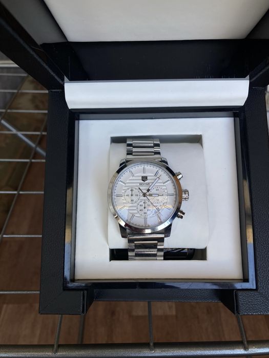 Продам часы