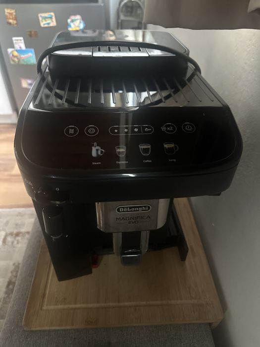 Espressor Delonghi Magnifica Evo