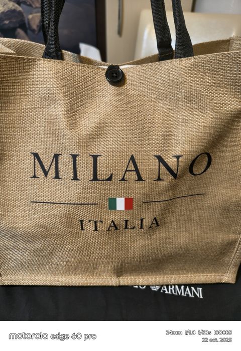 Poseta superbă foarte incapatoare