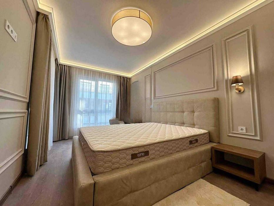 Продава се Тристаен апартамент в Пловдив, Христо Смирненски - 107 кв.м за 1734 €/кв.м - Снимка #8