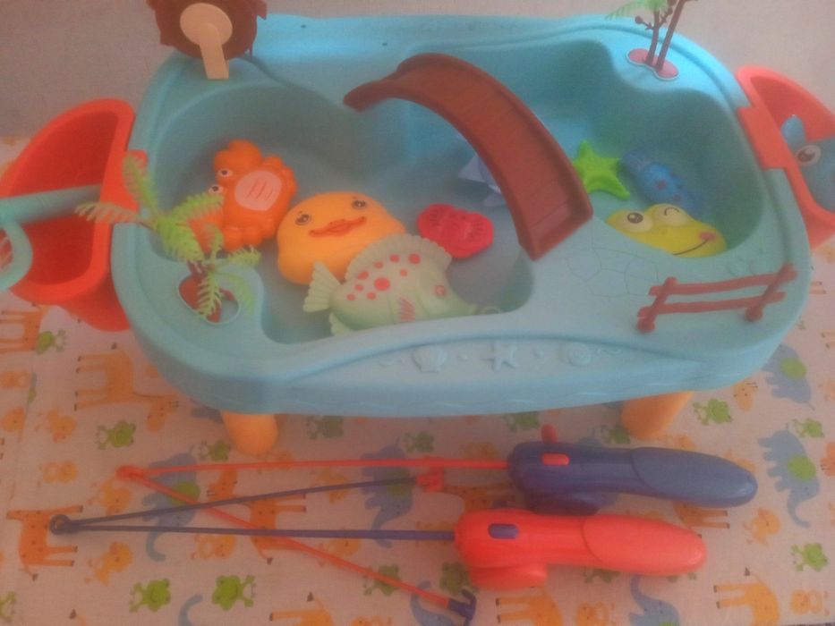 Продам рыбалку на магнитах для малыша