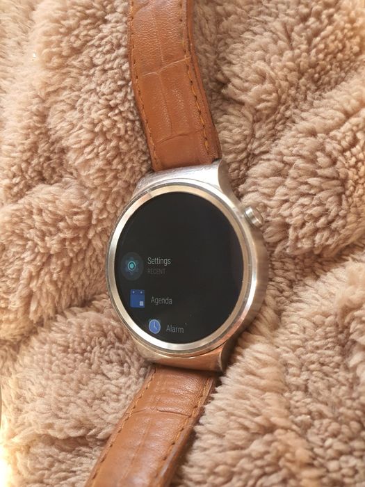 Vând ceas / smartwatch Huawei W 1