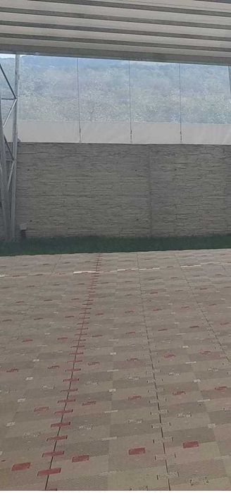 Pardoseala modulara pentru gazon, podea provizorie gazon Medias • OLX.ro