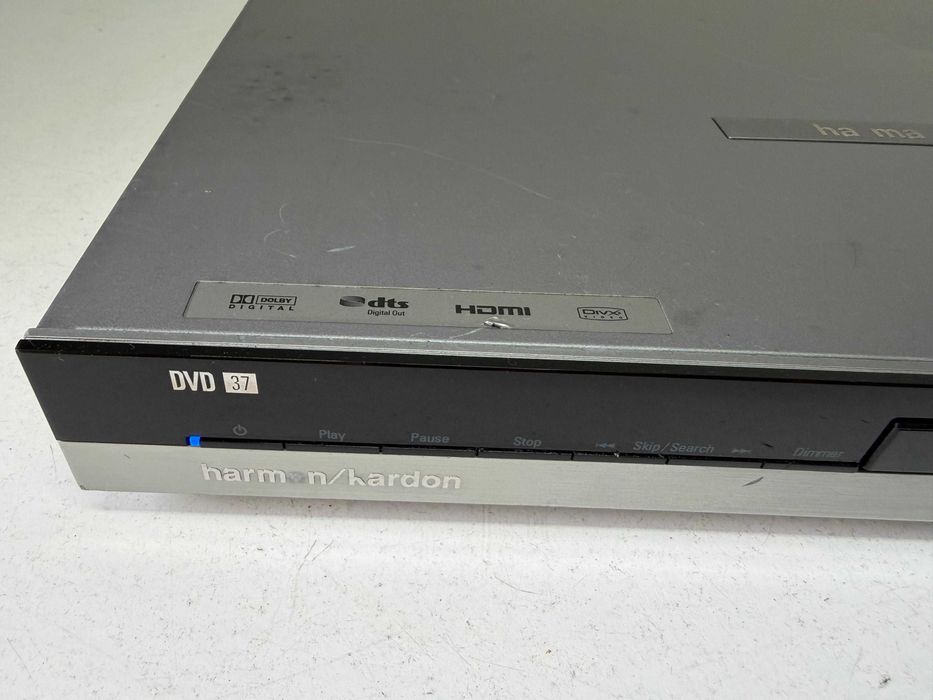 Harman Kardon DVD 37 - HDMI - Audiofil - 6 Ch Out - Design Slim CD player TOP DAC HDCD