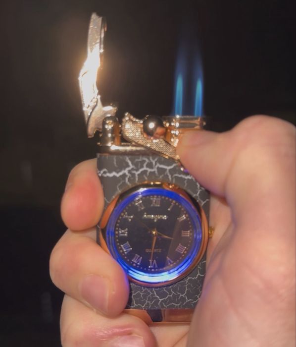 Невероятна ветроустойчива запалка с часовник