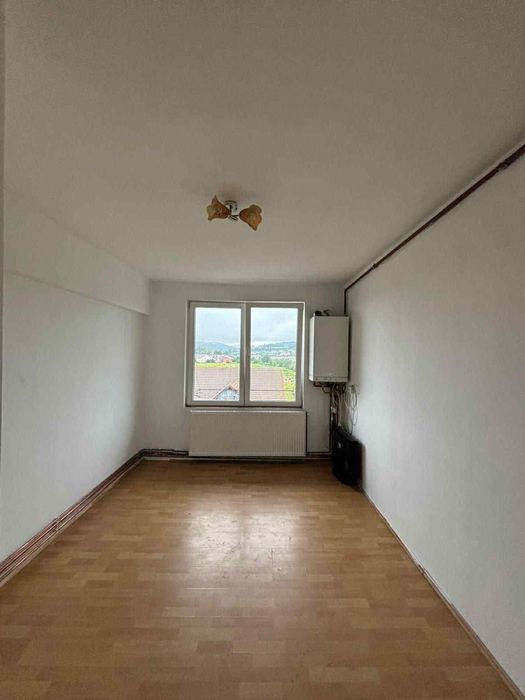 Garsoniera de vanzare