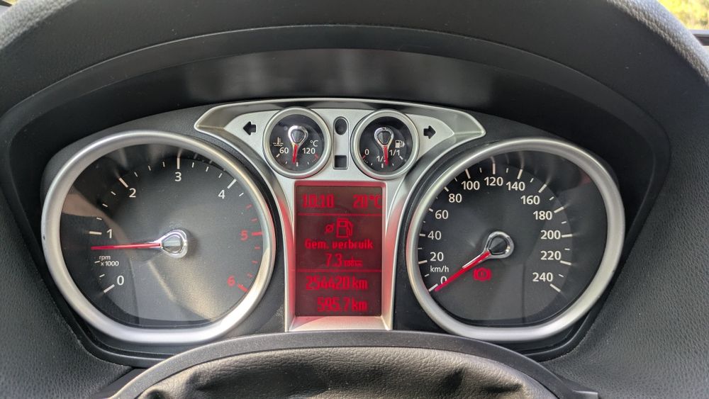 Ford kuga titanium  s 2012