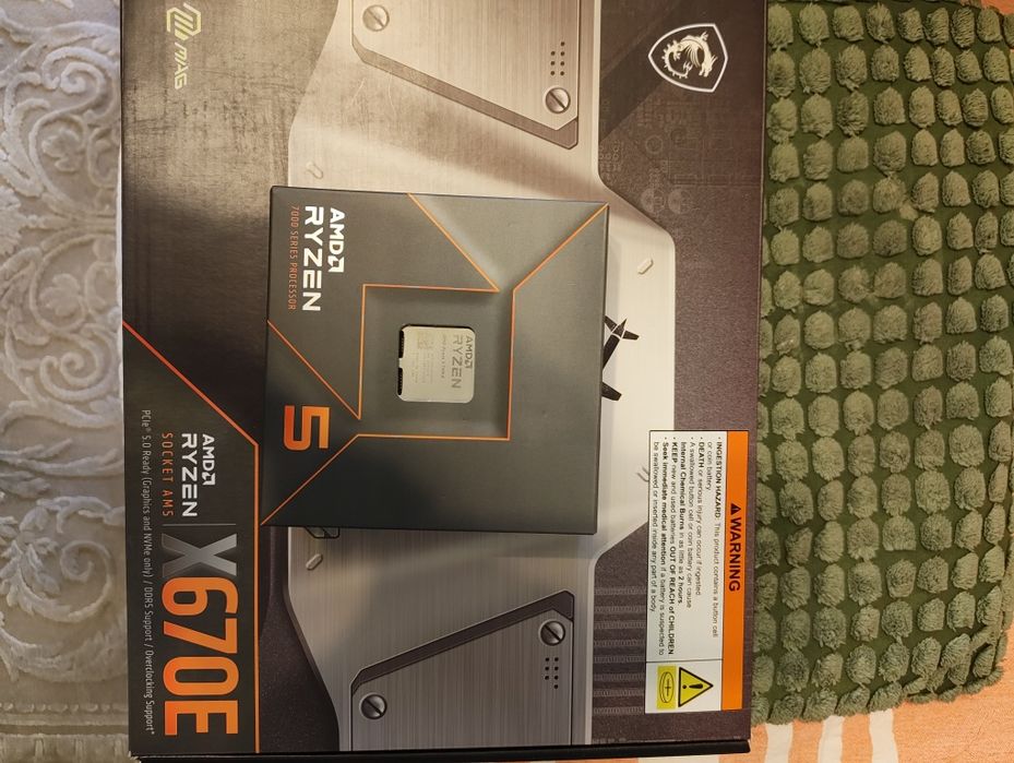 Vand Kit Ryzen 7600X + contact frame +MSI  MAG X670E TOMAHAWK WIFI cu garantie emag