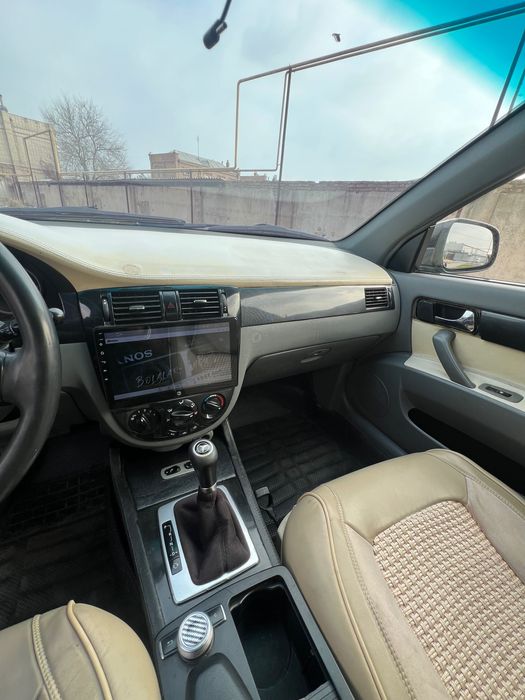 Lasetti jentra gaz-benzin