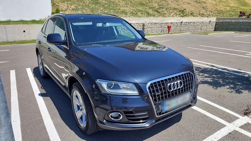 Audi Q5 Vând Audi Q5,  stare perfectă de funcționare!