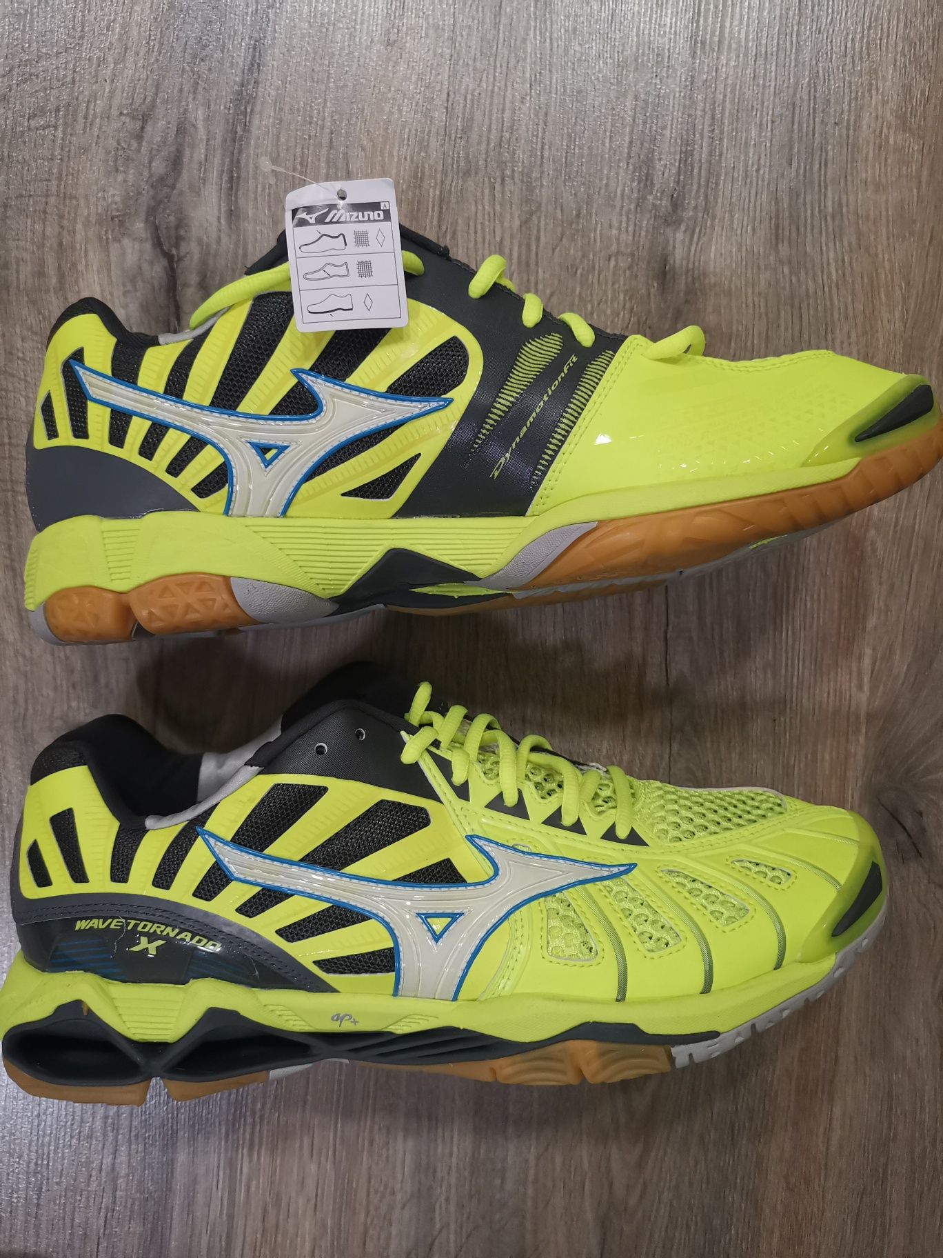 Mizuno wave tornado 3 2024 yellow