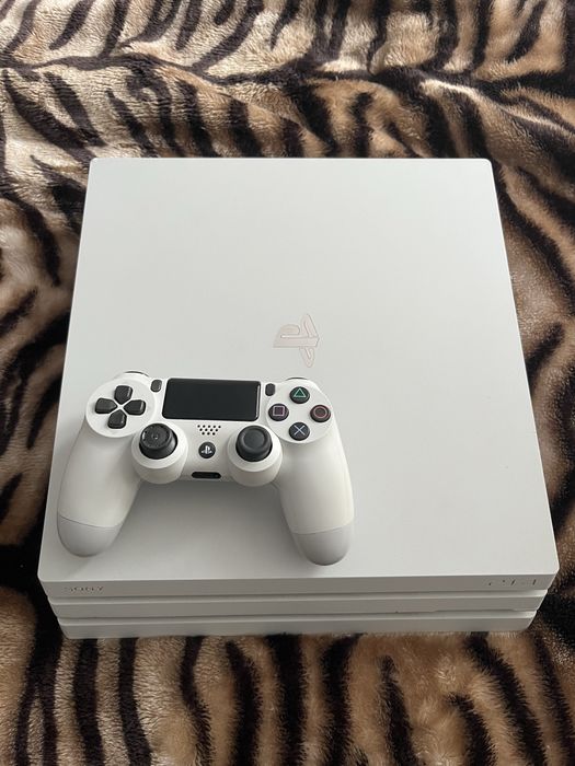 Playstation 4 pro alb ps4 pro white