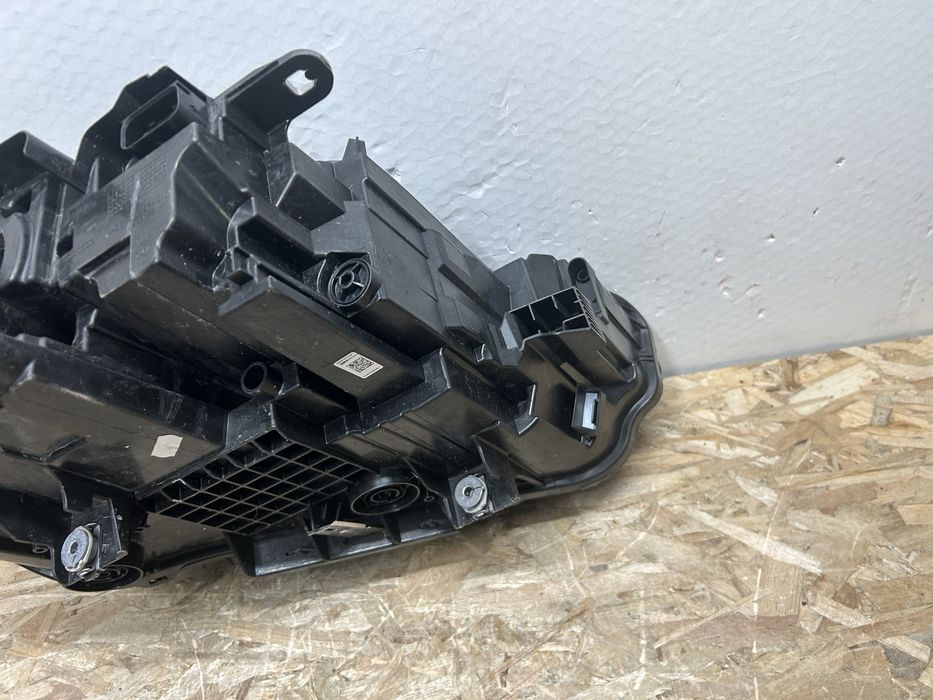 Far faruri bmw X1 F48 lci full led adaptiv 2019-2021 stanga