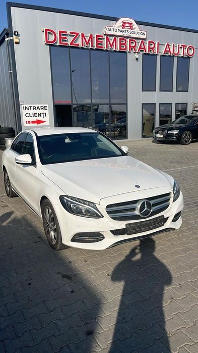 Dezmembram Mercedes Benz C220 w205 din 2014