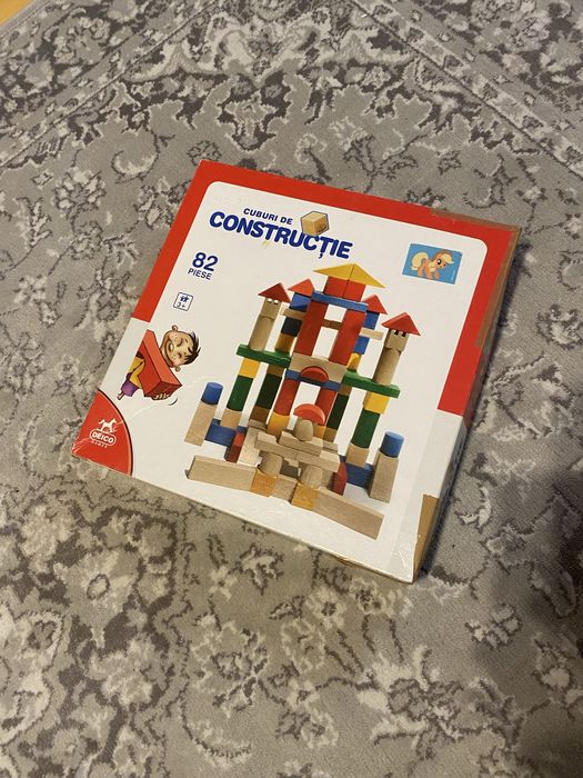 Cuburi din lemn 82 buc