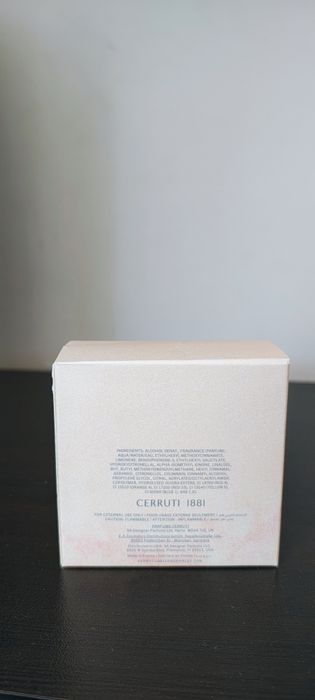 Продавам Дамски парфюми