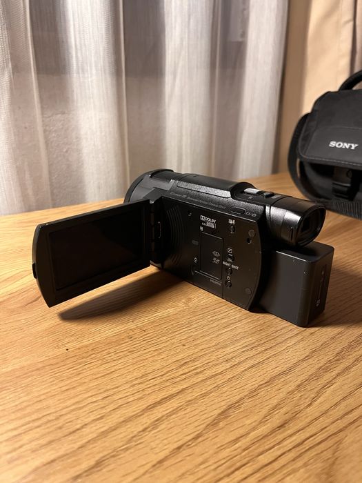 Sony Handycam FDR-AX33 – 4K видеокамера (пълен комплект)
