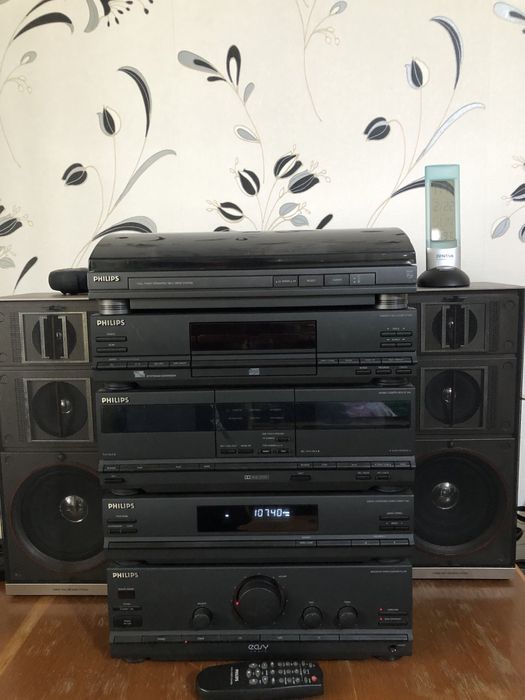 PHILIPS  sunet de calitate  HI-FI
