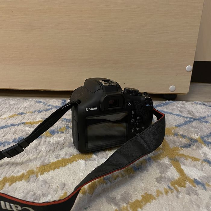 Фотоаппарат Canon EOS 1300D