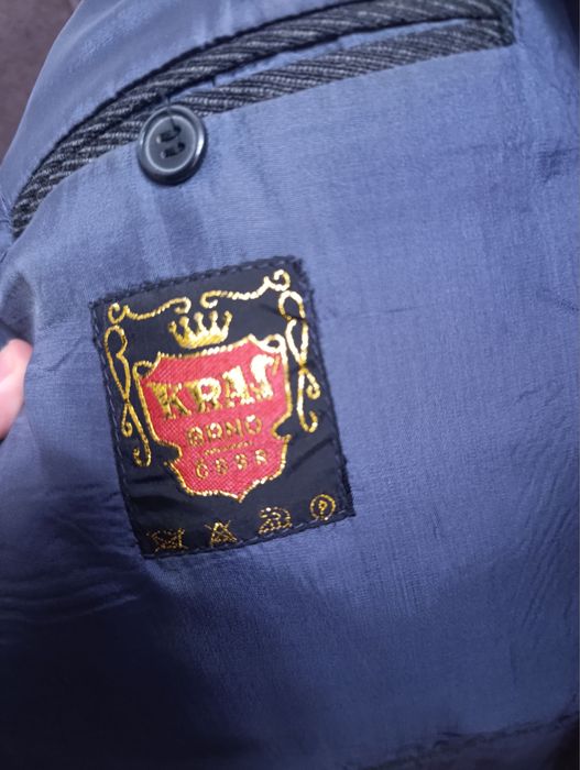 Продаеться педжак