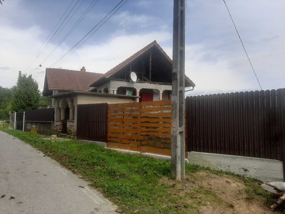 Casa de vanzare ...zona Novaci jud Gorj