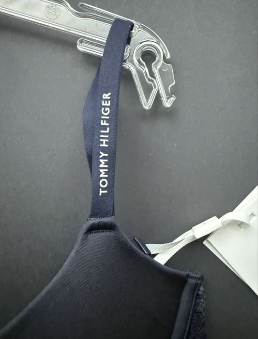 Сутиен Tommy Hilfiger /70C, 70D, 75A, 75В/