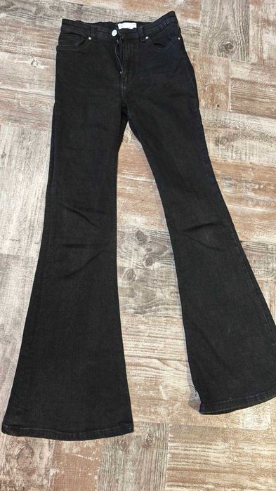 Черно дънки Bershka, размер 36