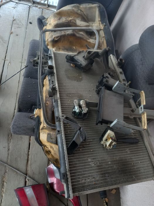 Дутый галант запчасть