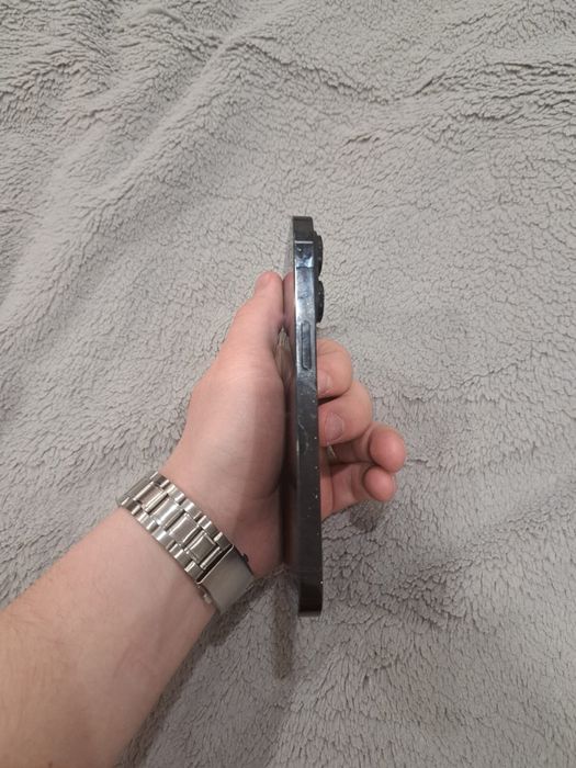 Аифон 14 про в хорошем состоянии