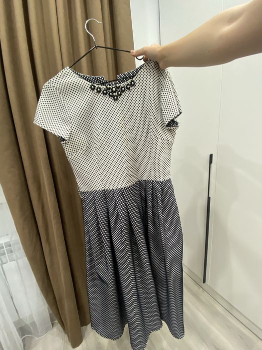 Платья на вечер по очень выгодным ценам.