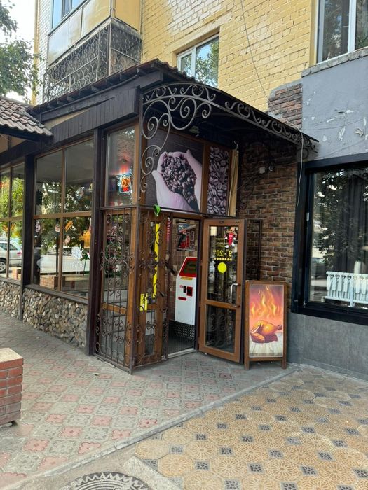 Продам магазин в центре города.